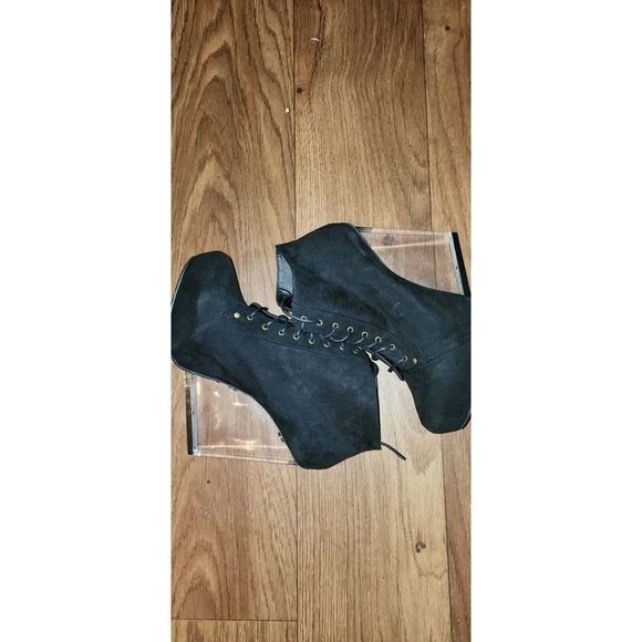 Wild Diva Lucite Wedge Bootie NWOT - Picture 4 of 5
